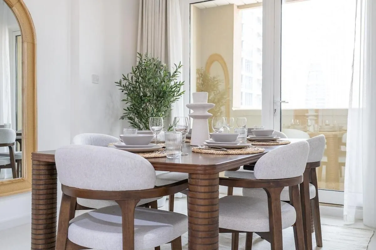 Charming And Cozy 2Br Stay In Dubai Marina Apartment