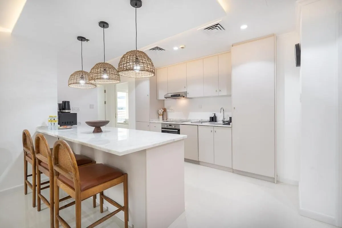 Charming And Cozy 2Br Stay In Dubai Marina Apartment